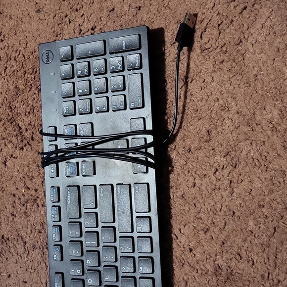 Dell Keyboard - Picture 3 of 3